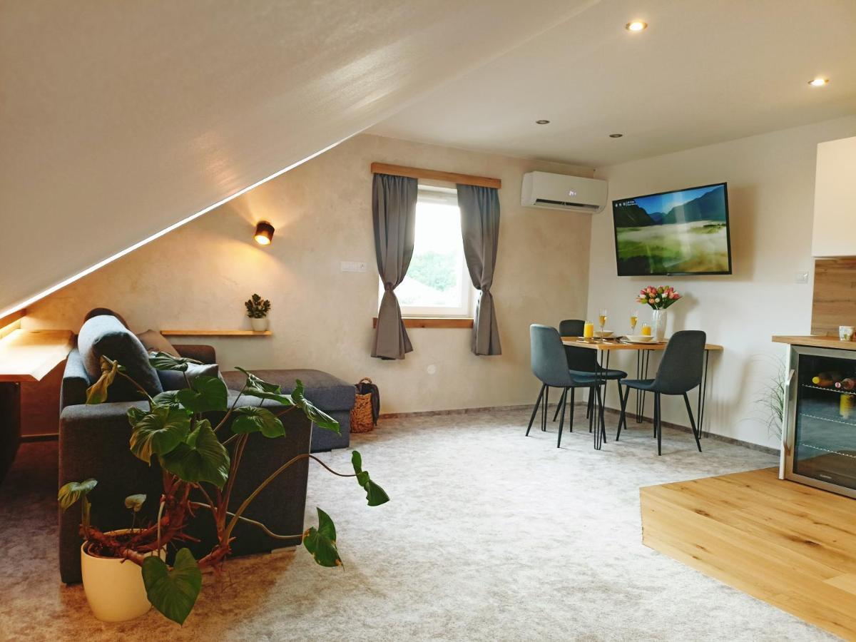 Apartman U Ovecku - Nová Paka Zewnętrze zdjęcie